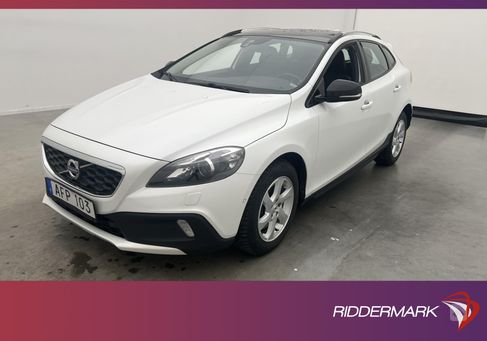 Volvo V40 Cross Country, 2015