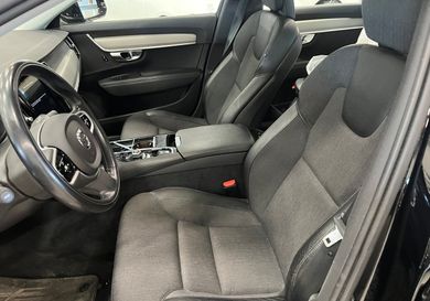 Volvo V90, 2021