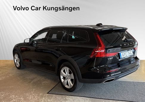 Volvo V60 Cross Country, 2022 3