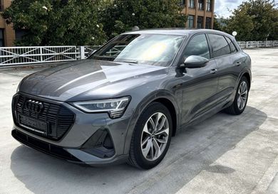 Audi e-tron, 2022