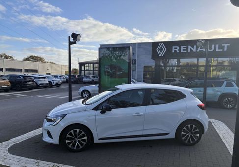 Renault Clio, 2022 3