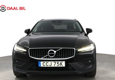 Volvo V60 Cross Country, 2021