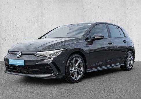 Volkswagen Golf, 2024