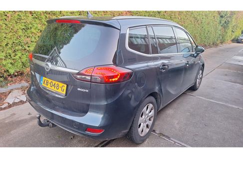 Opel Zafira Tourer, 2016