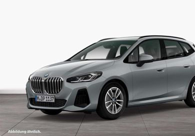 BMW 220, 2026