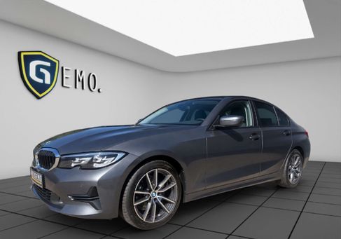 BMW 318, 2020 3