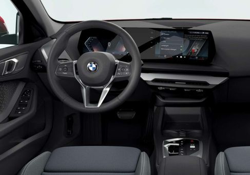 BMW 120, 2025