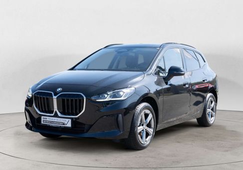 BMW 220, 2025