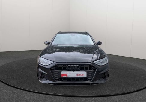 Audi A4, 2021
