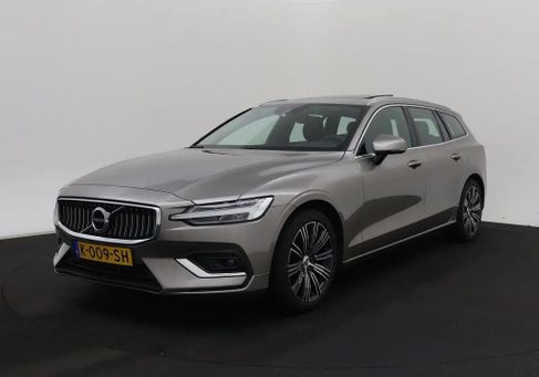 Volvo V60, 2021