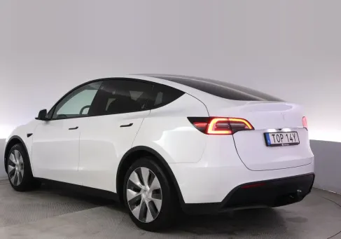 Tesla Model Y, 2023 3