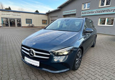 Mercedes-Benz B 180, 2020
