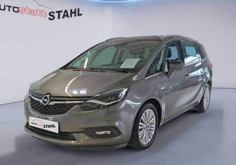 Opel Zafira, 2017