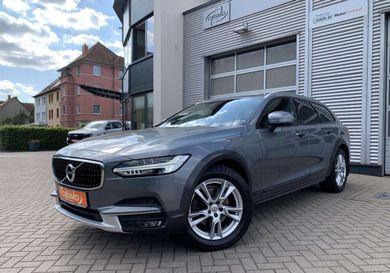 Volvo V90 Cross Country, 2019