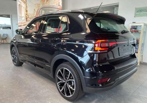 Volkswagen T-Cross, 2021