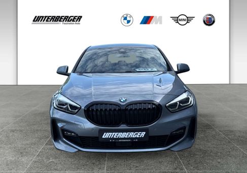 BMW 120, 2023