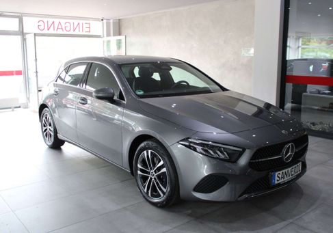 Mercedes-Benz A 180, 2026