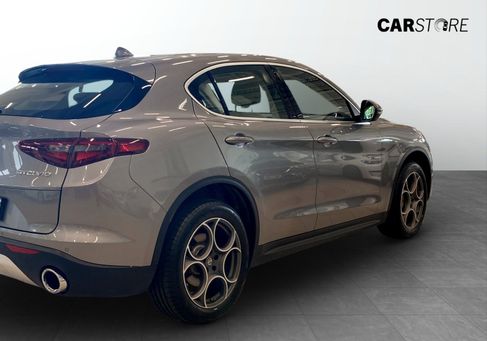 Alfa Romeo Stelvio, 2018