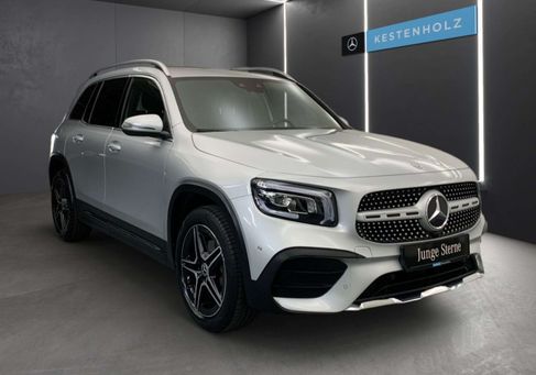 Mercedes-Benz GLB 200, 2021