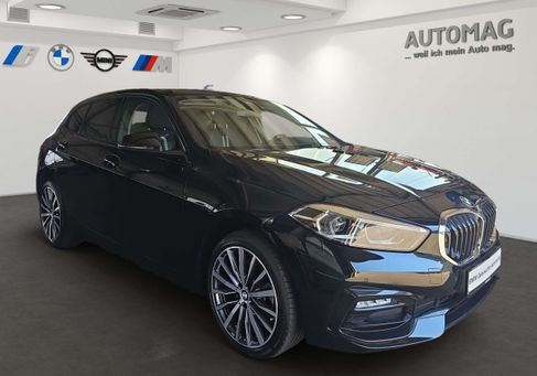 BMW 120, 2023