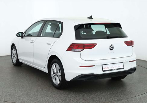 Volkswagen Golf, 2023 3
