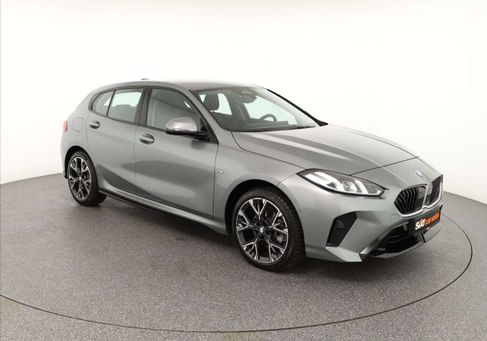 BMW 120, 2025