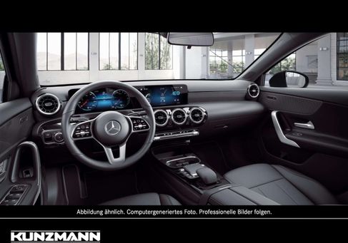 Mercedes-Benz A 250, 2022