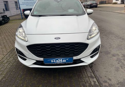 Ford Kuga, 2022