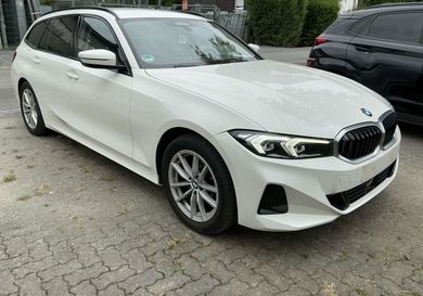 BMW 318, 2023