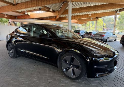 Tesla Model 3, 2022 3