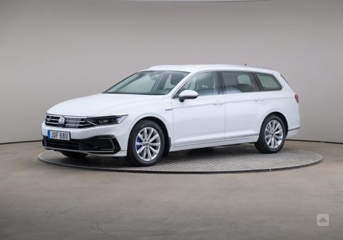 Volkswagen Passat Variant, 2021