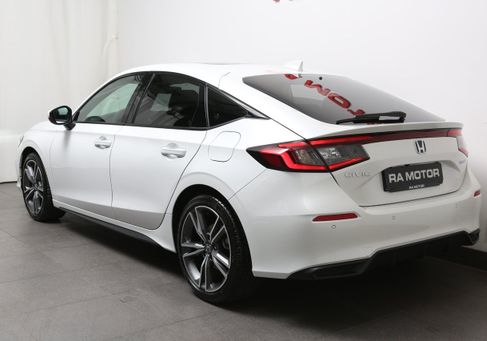 Honda Civic, 2027 3