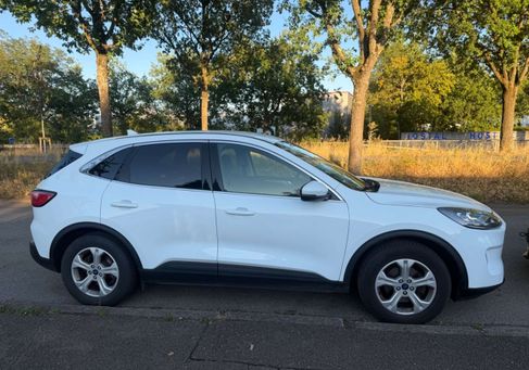Ford Kuga, 2020