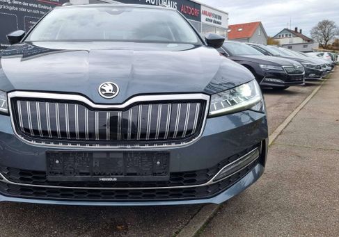 Skoda Superb, 2020