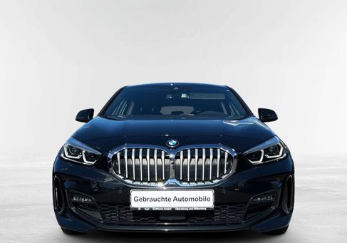 BMW 118, 2022 2