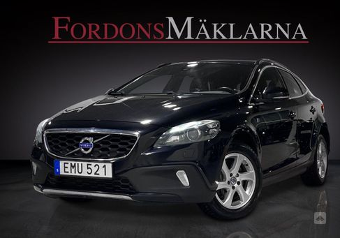 Volvo V40 Cross Country, 2015