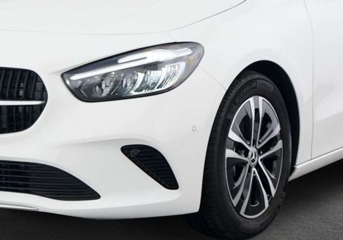 Mercedes-Benz B 200, 2025