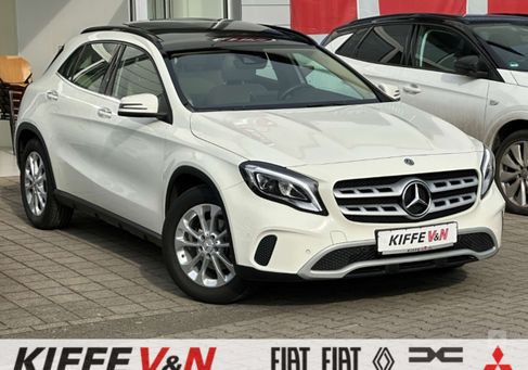 Mercedes-Benz GLA 200, 2017