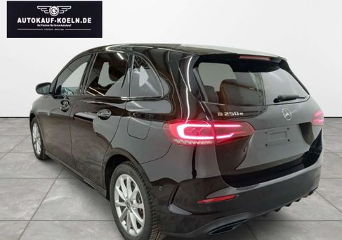 Mercedes-Benz B 250, 2021