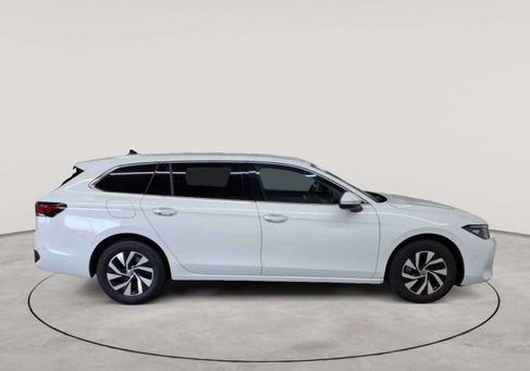Volkswagen Passat, 2024