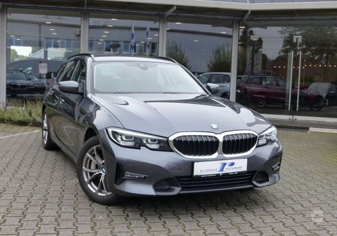 BMW 330, 2020