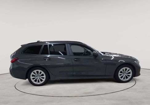 BMW 318, 2021 3