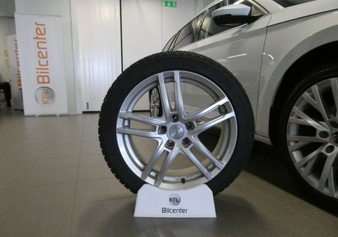 Skoda Superb, 2023