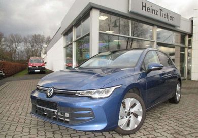 Volkswagen Golf, 2024