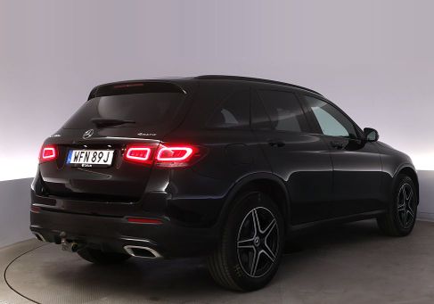 Mercedes-Benz GLC 300, 2022
