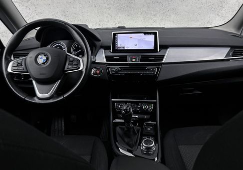 BMW 218 Gran Tourer, 2021
