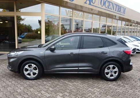 Ford Kuga, 2021