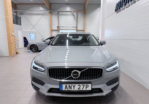 Volvo V90 Cross Country, 2024