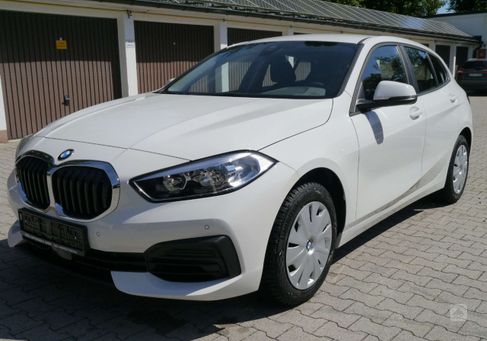 BMW 116, 2023