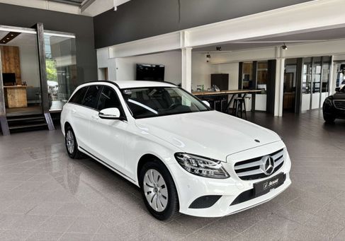 Mercedes-Benz C 180, 2021